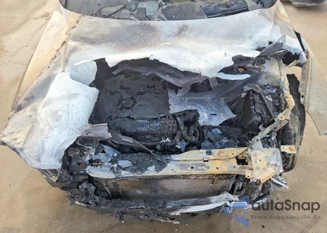 2024 Volvo Xc40 Plus z USA, uszkodzony, nr VIN YV4L12UL3R2354443